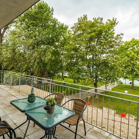 Siesta Sziget - Balaton-Parti Apartmanok Siofok Exterior photo