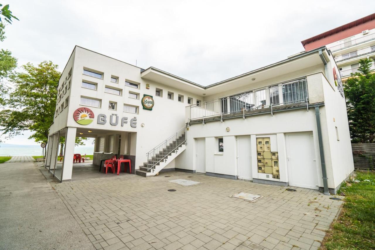 Siesta Sziget - Balaton-Parti Apartmanok Siofok Exterior photo